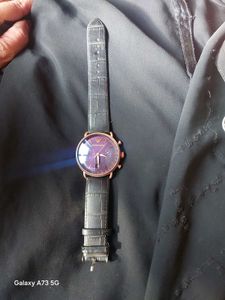 Emporio Armani Men's Watch ek kaata nhi hai