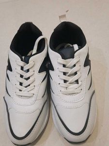 Casual Shoes