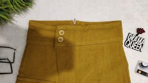 💛 New Mustard Fishcut Skirt 💛