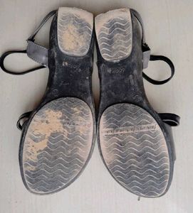Gray &amp; Black Strappy Sandals