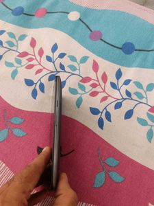 Motorola Phone - Cracked Screen