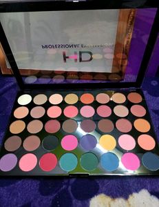NEW HD Professional 40 Pigmented Eyeshadow Colors