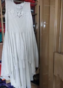 WHITE FLORAL DRESS 🌷