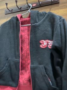 Reversable zipper with hood