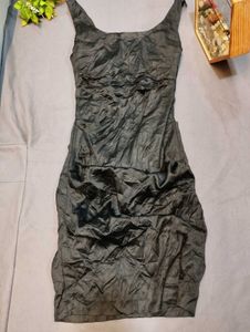 Black Sleeveless Dress