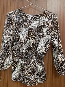 Leopard Print Tie-Waist Top