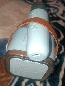 🎤🎶Portable Karaoke Microphone & Speaker