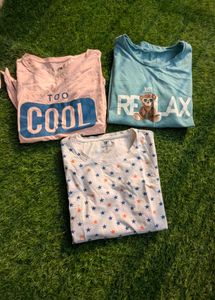 3 tshirt cotton like new in sale , hurry up