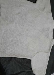 Off-white Outer/top
