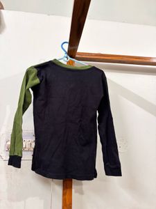 Colorblock Full-Sleeve T-Shirt