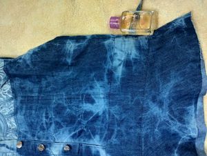 🎀Handmade Denim Tie-Dye Top with Lace🎀