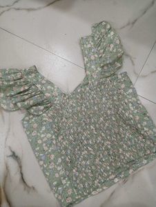 Women Floral Crop Top
