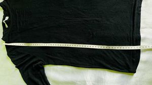 Fitted Black Tops