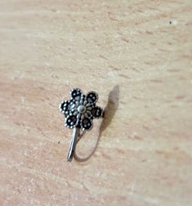Floral Silver Nose Pin