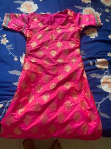 Pink and Gold Kurti