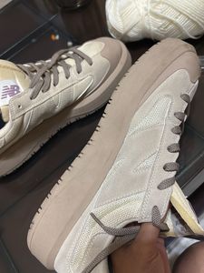 New Balance 420 Shoes