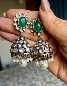 Emerald Jhumka Earrings