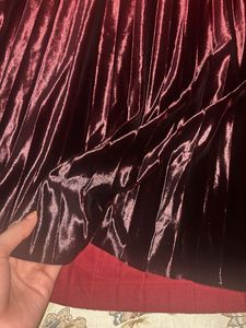 Stretchable Maroon Ombre Skirt