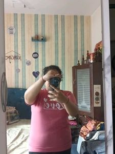 Love Graphic Tee