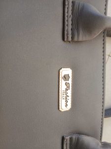 Italy Corner Hand Bag
