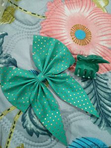 Bow And Clutcher