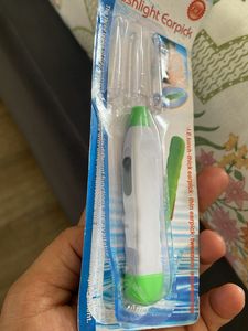 Flashlight Earpick