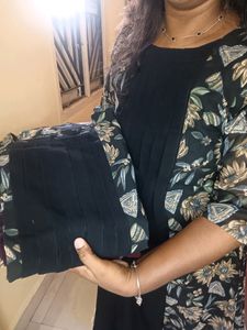 GEORGETTE FABRIC STTICHED WITH CREPE LINNINGALINE