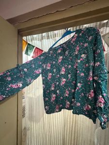 floral green top