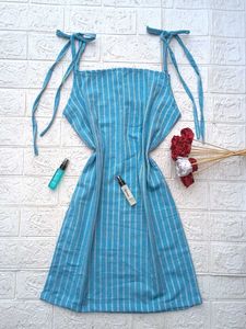 Strapped Short Kurti 💙