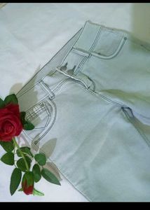 Light Wash Skinny Jeans