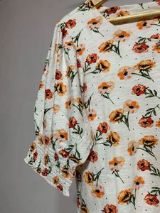 Cotton Floral Short Top with Balloon Sleeves