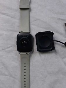 Realme And D&#39;signer (Mixed Watch Bundle)