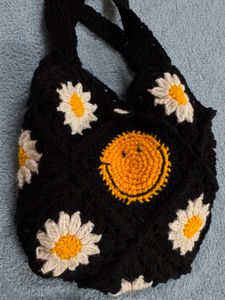 Crochet Daisy Smiley Bag