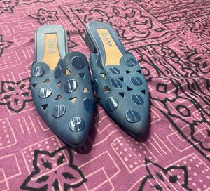 Flats For Women