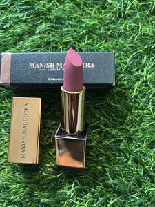 Manish Malhotra Powder Matte Lipstick