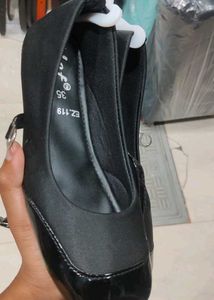 Shoes For Salty Finds