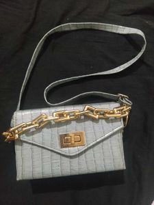 Box Sling bag