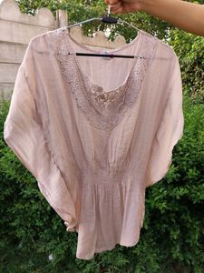 Cute Kaftaan Top With Front Embroidery