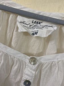 H&amp;M White Top Size Euro 38