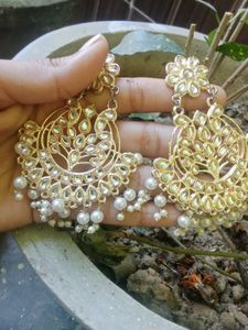 Pearl Mangtika and earring