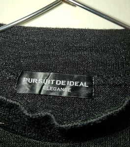 Beautiful Important Woolen Top