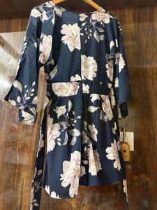 Chic Floral Romper - Navy &amp; Blush