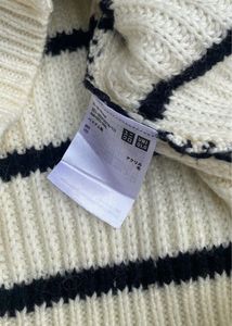 UNIQLO STRIPE KNITWEAR SWEATER