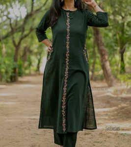 Bottle Green Handloom Cotton Embroidery Kurta Set