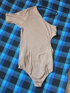 Cute One-Shoulder Bodysuit