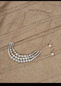 New Unused Pearl Necklace & Earring Set