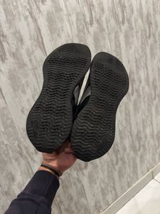 Reebok Zig Dynamica - Sleek &amp; Stylish