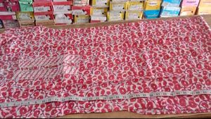 Red Floral Kurta Set