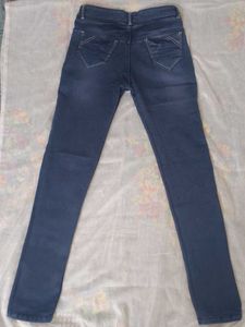 Star Patch Skinny Jeans