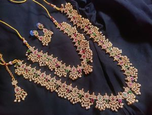 Elegant Indian Jewelry Set